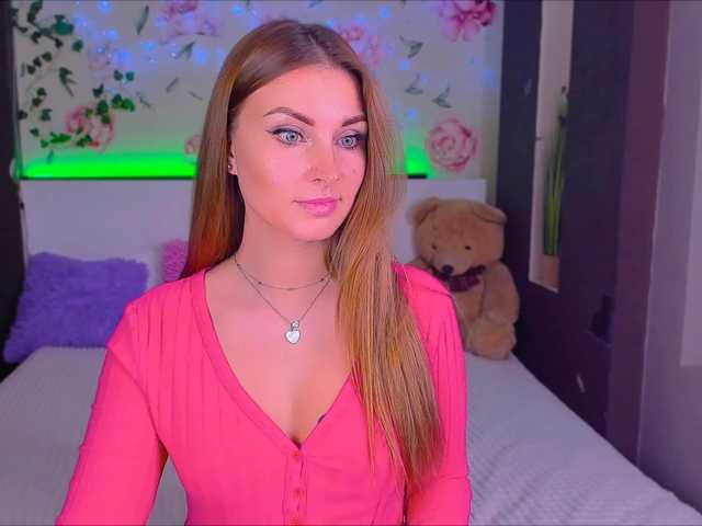 Alisee123's BongaCams show and profile