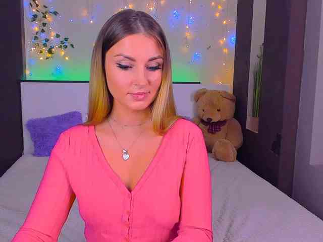 Alisee123 webcam