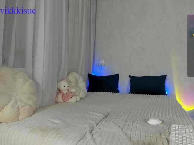 vikkkisue's BongaCams show and profile