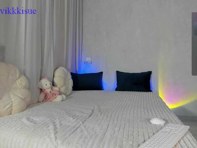 vikkkisue's BongaCams show and profile