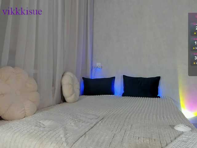 vikkkisue's BongaCams show and profile