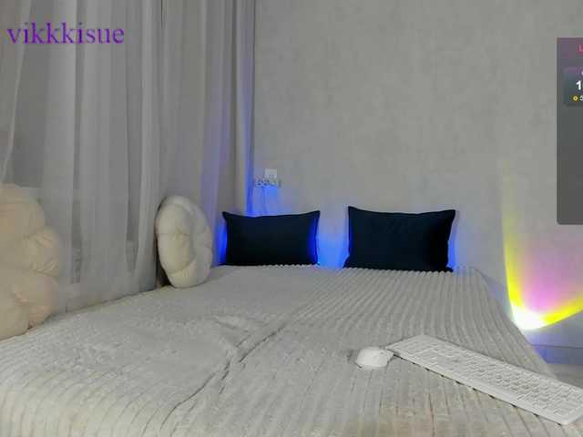 vikkkisue's BongaCams show and profile