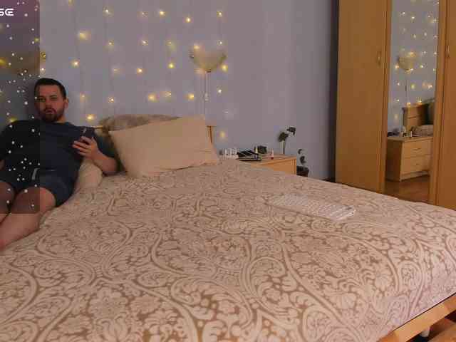 NikkiBrooks webcam