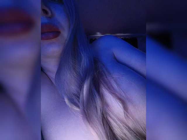 DakotaRose's BongaCams show and profile