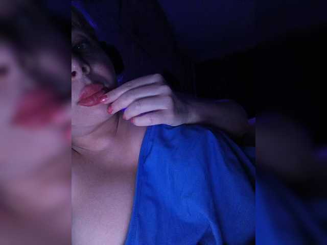 DakotaRose's BongaCams show and profile