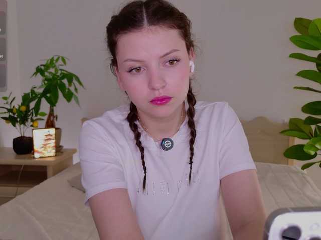pusichka1's BongaCams show and profile