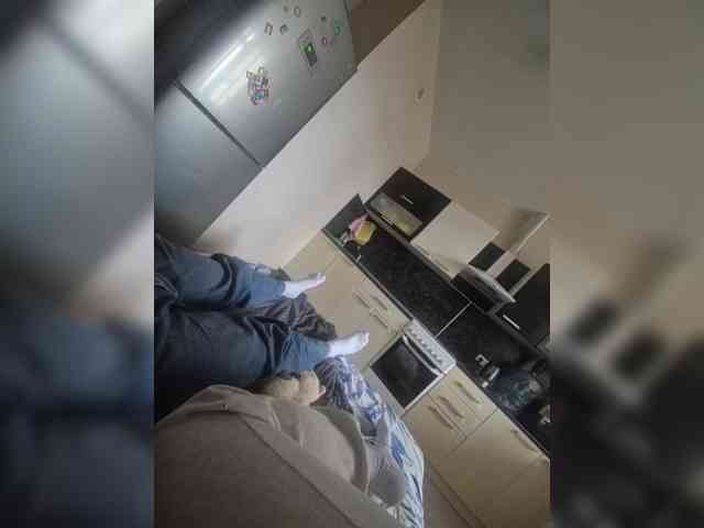 _exyqnsis_19 webcam