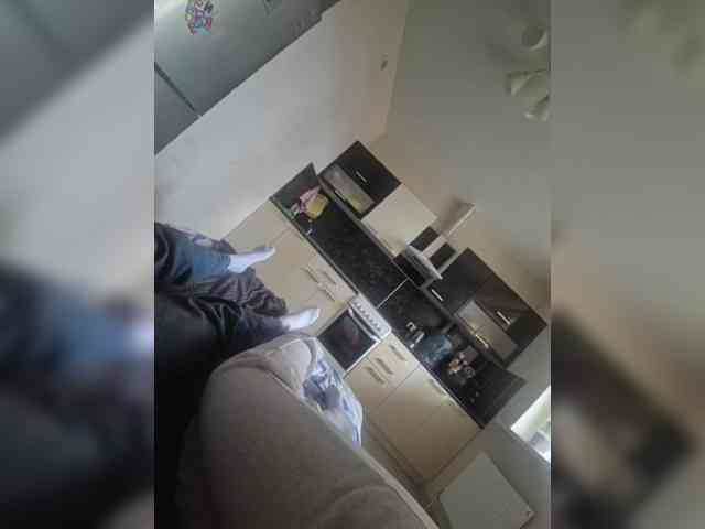 _exyqnsis_19 webcam