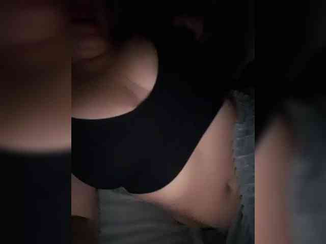 _exyqnsis_19 webcam