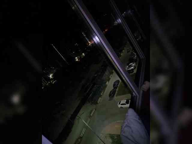 _exyqnsis_19 webcam