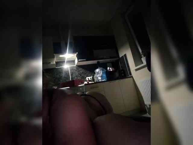 _exyqnsis_19 webcam
