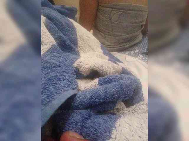 _exyqnsis_19 webcam