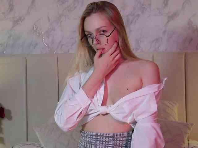 -Arisha- webcam