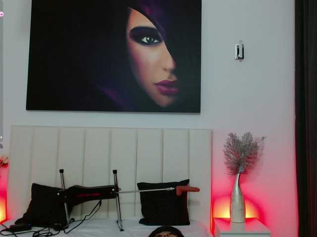 AnnaRos's BongaCams show and profile