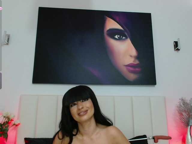 AnnaRos's BongaCams show and profile