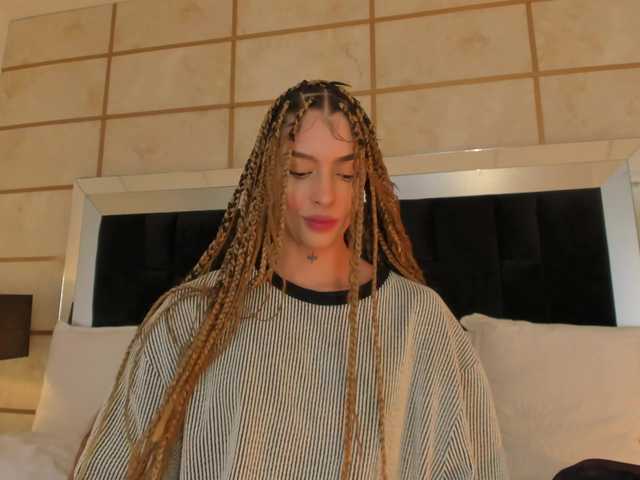 SpicyEla on BongaCams 