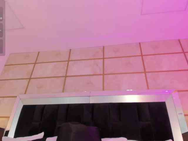 SpicyEla webcam