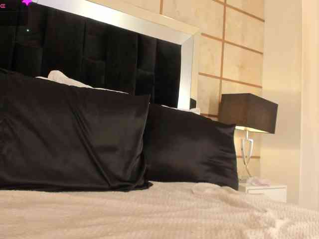 SpicyEla webcam