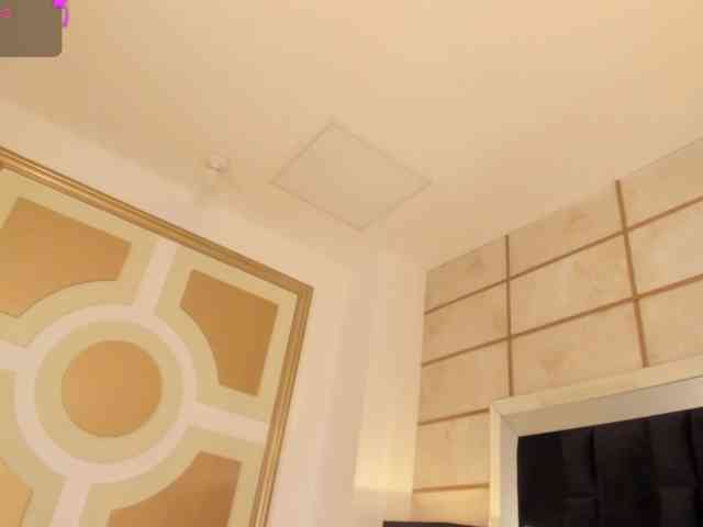 SpicyEla webcam