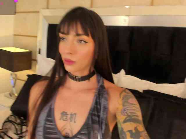 SpicyEla webcam