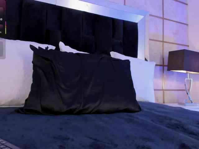 SpicyEla webcam