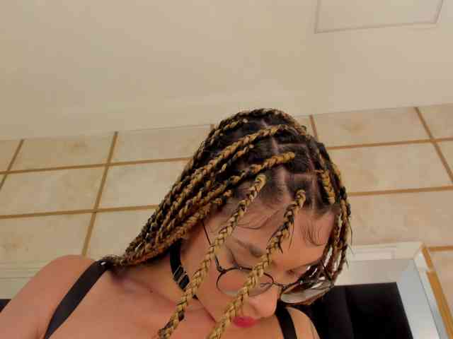 SpicyEla webcam
