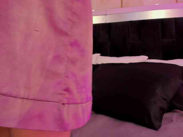 SpicyEla webcam