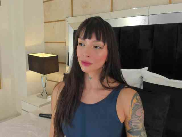 SpicyEla webcam
