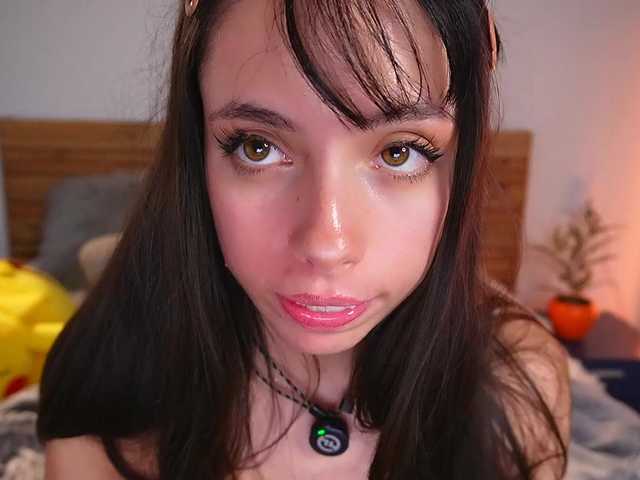 cutedayna's BongaCams show and profile