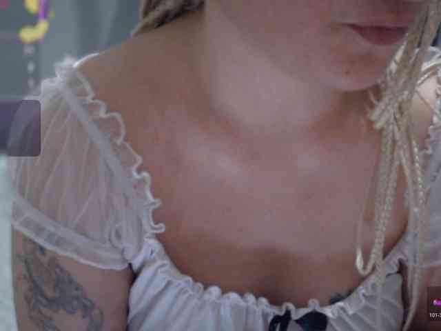 Bisexyeliz35 webcam