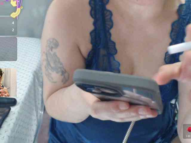 Bisexyeliz35 webcam
