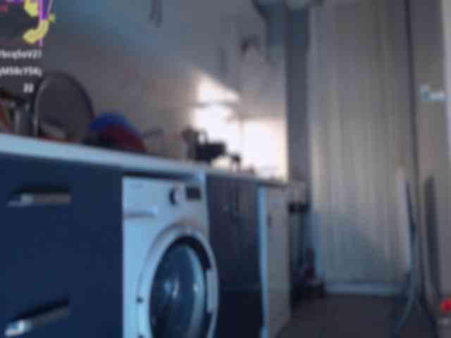 Bisexyeliz35 webcam