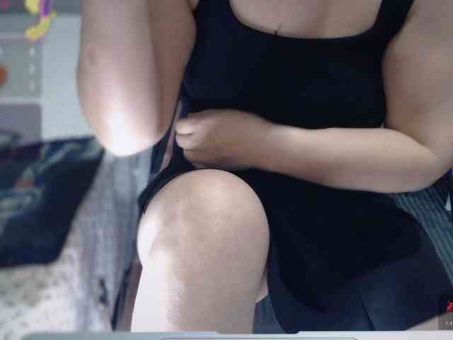 Bisexyeliz35 webcam