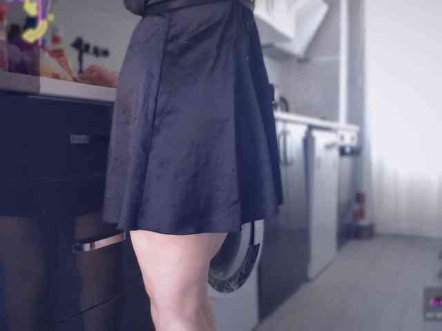 Bisexyeliz35 webcam