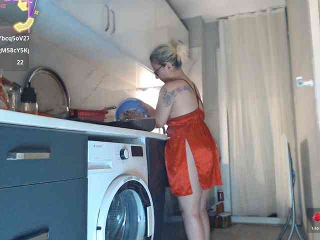 Bisexyeliz35 webcam