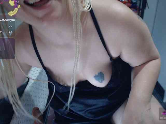 Bisexyeliz35 webcam