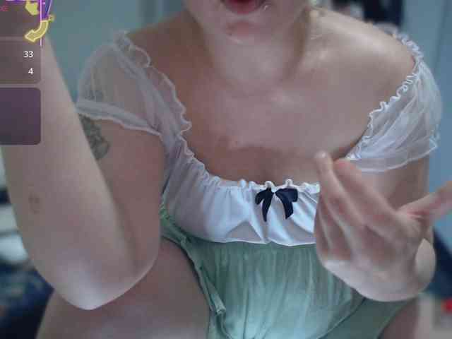 Bisexyeliz35 webcam