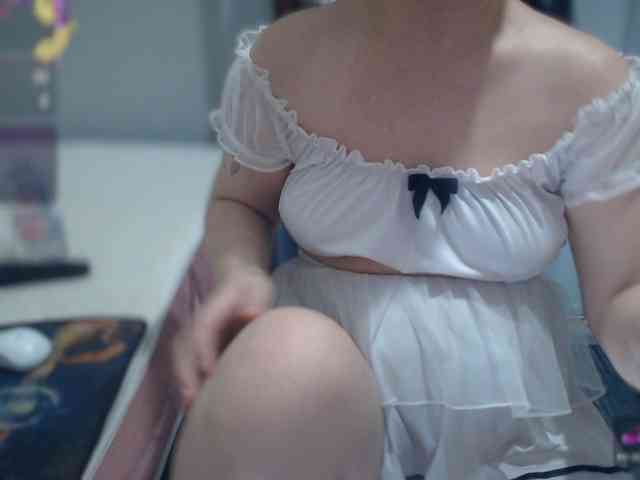 Bisexyeliz35 webcam