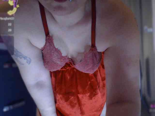 Bisexyeliz35 webcam