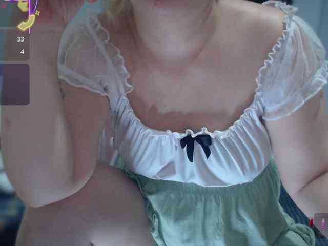 Bisexyeliz35 webcam