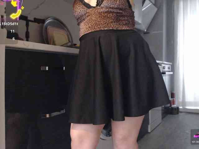 Bisexyeliz35 webcam