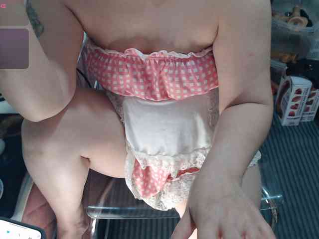 Bisexyeliz35 webcam