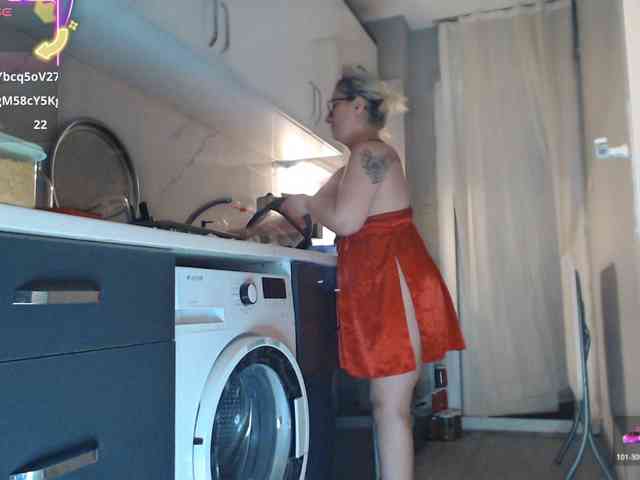 Bisexyeliz35 webcam