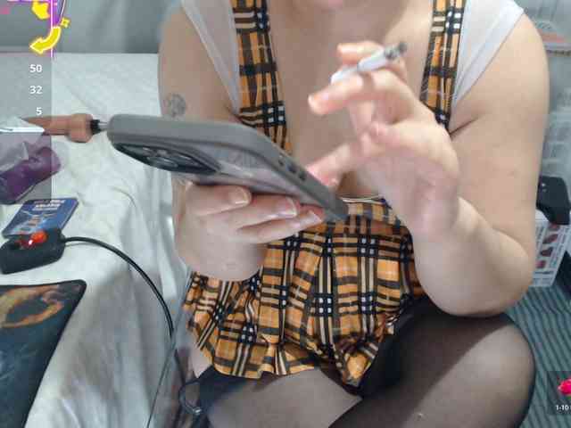 Bisexyeliz35 webcam