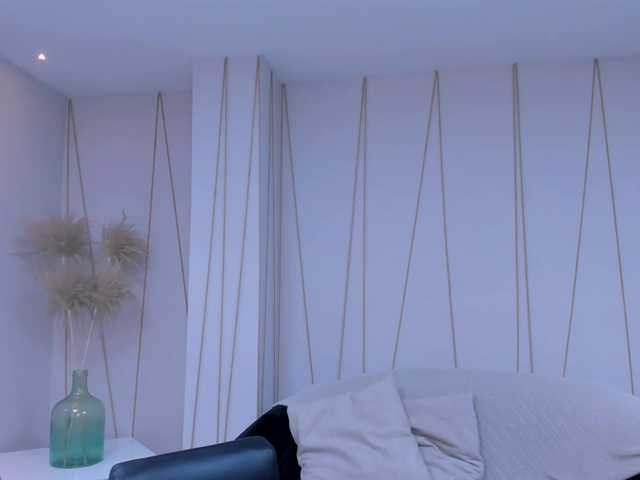 AnaisNin1's BongaCams show and profile