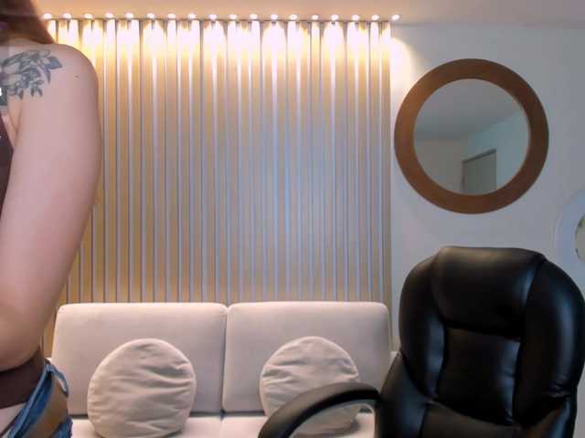 AnaisNin1's BongaCams show and profile