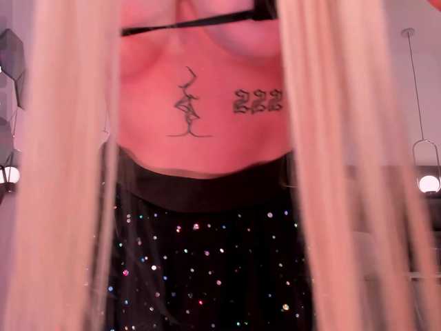 HannaConnor's BongaCams show and profile