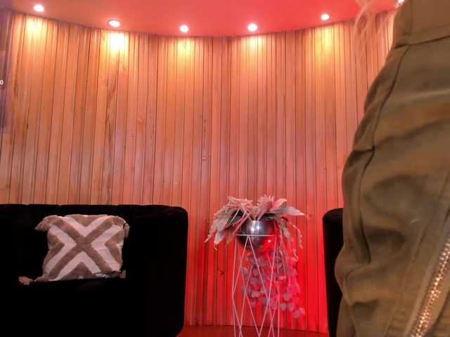 HannaConnor's BongaCams show and profile