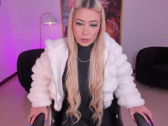 HannaConnor's BongaCams show and profile