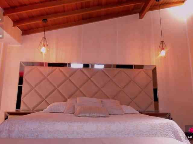 HannaConnor webcam
